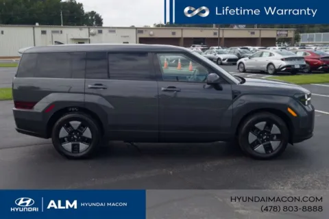 More photos of 2027 Hyundai Santa Fe Hybrid SEL at ALM Hyundai Macon, GA