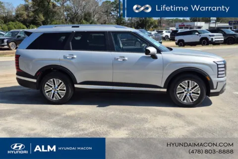 More photos of 2027 Hyundai Palisade Hybrid Blue SEL at ALM Hyundai Macon, GA