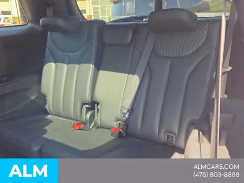 More photos of 2024 Hyundai Palisade Calligraphy at ALM Hyundai Macon, GA