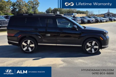 More photos of 2027 Hyundai Santa Fe Limited at ALM Hyundai Macon, GA