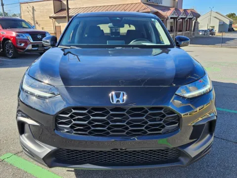 Photos of 2024 Honda HR-V LX for sale in Macon, GA at ALM Mazda Macon