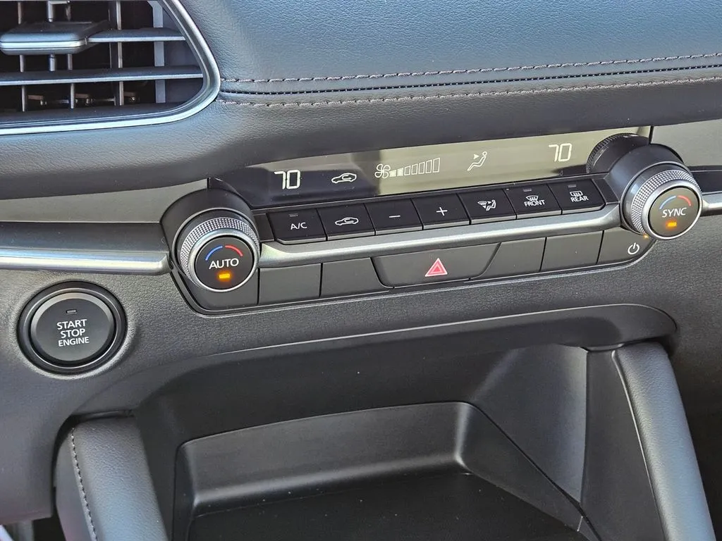 2026 Mazda Mazda3 Select Sport - Photo 19