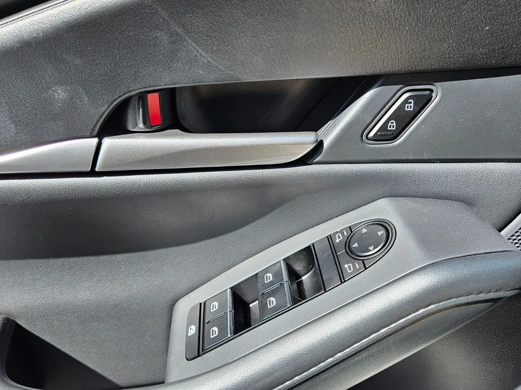 2026 Mazda CX-30 Preferred - Photo 34