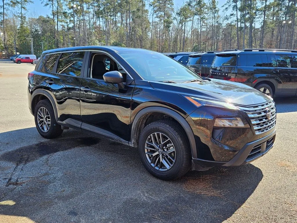 Black 2024 Nissan Rogue S for sale in Macon, GA