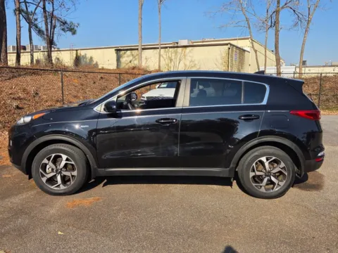 More photos of 2022 Kia Sportage LX at ALM Mazda Macon, GA