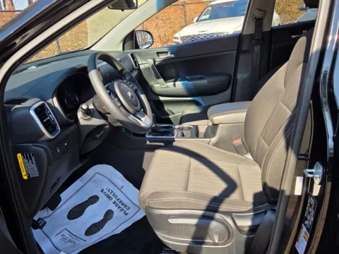 More photos of 2022 Kia Sportage LX at ALM Mazda Macon, GA