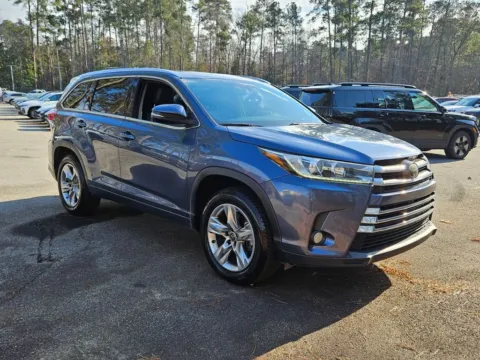 Gray 2017 Toyota Highlander Limited for sale in Macon, GA