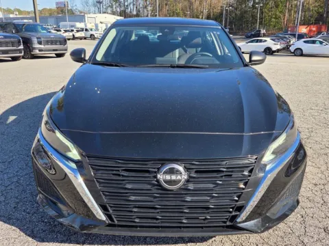 Photos of 2025 Nissan Altima 2.5 SV for sale in Macon, GA at ALM Mazda Macon