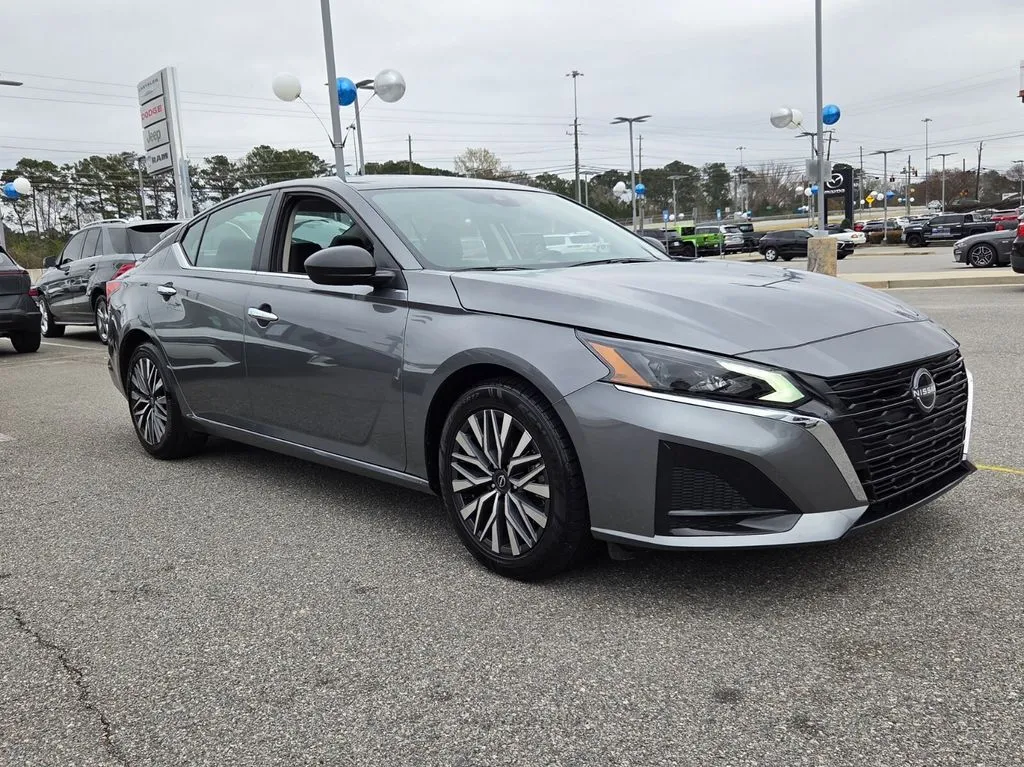 Gray 2025 Nissan Altima 2.5 SV for sale in Macon, GA