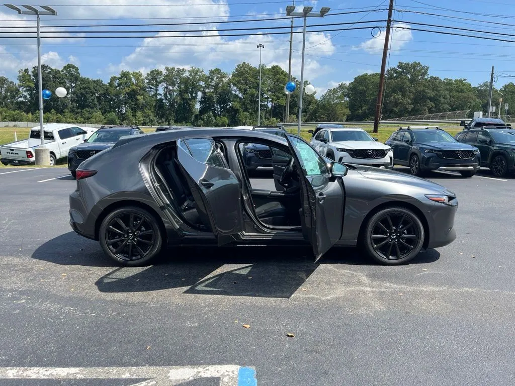 2026 Mazda Mazda3 Premium - Photo 27