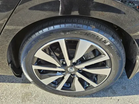 More photos of 2023 Nissan Sentra SV at ALM Mazda Macon, GA