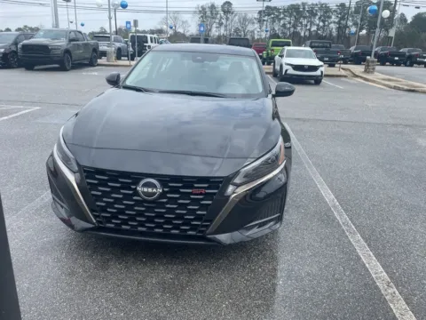Photos of 2025 Nissan Altima 2.5 SR for sale in Macon, GA at ALM Mazda Macon