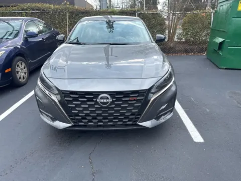 Photos of 2025 Nissan Altima 2.5 SR for sale in Macon, GA at ALM Mazda Macon