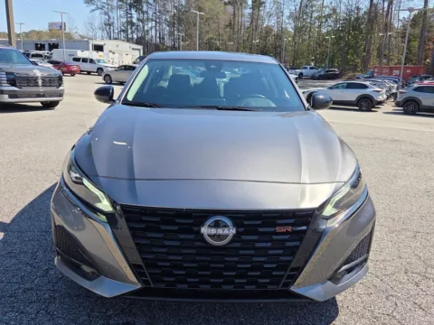 Photos of 2025 Nissan Altima 2.5 SR for sale in Macon, GA at ALM Mazda Macon