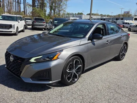Another view of 2025 Nissan Altima 2.5 SR for sale in Macon, GA at ALM Mazda Macon