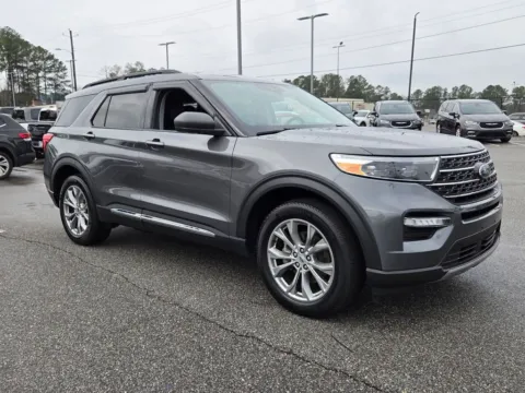 Gray 2023 Ford Explorer XLT for sale in Macon, GA