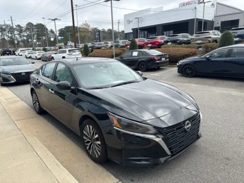 Another view of 2025 Nissan Altima 2.5 SV for sale in Macon, GA at ALM Mazda Macon
