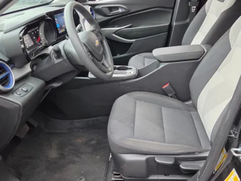 More photos of 2024 Chevrolet Trax LS at ALM Mazda Macon, GA