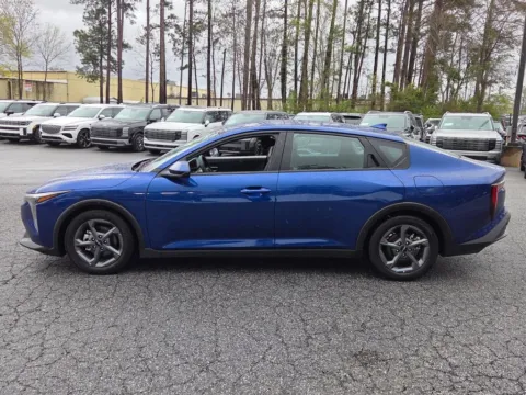 More photos of 2025 Kia K4 LXS at ALM Mazda Macon, GA