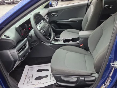 More photos of 2025 Kia K4 LXS at ALM Mazda Macon, GA
