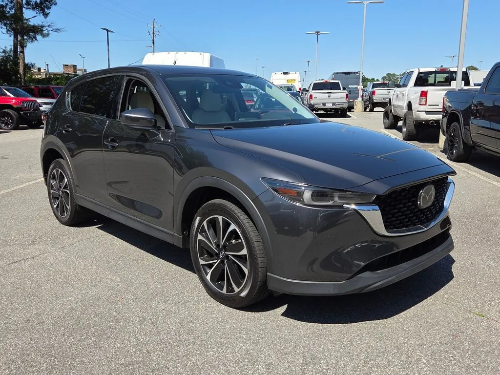 2023 Mazda CX-5 S Premium package Auto AWD's photo