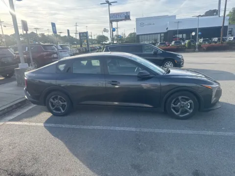 More photos of 2025 Kia K4 LXS at ALM Mazda Macon, GA