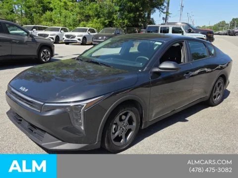 More photos of 2025 Kia K4 LXS at ALM Mazda Macon, GA