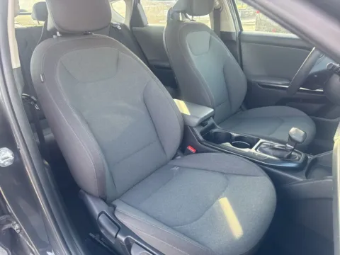 More photos of 2025 Kia K4 LXS at ALM Mazda Macon, GA