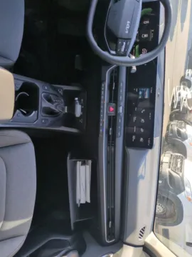 More photos of 2025 Kia K4 LXS at ALM Mazda Macon, GA