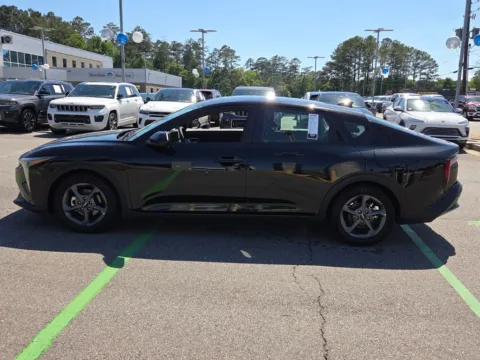 More photos of 2025 Kia K4 LXS at ALM Mazda Macon, GA