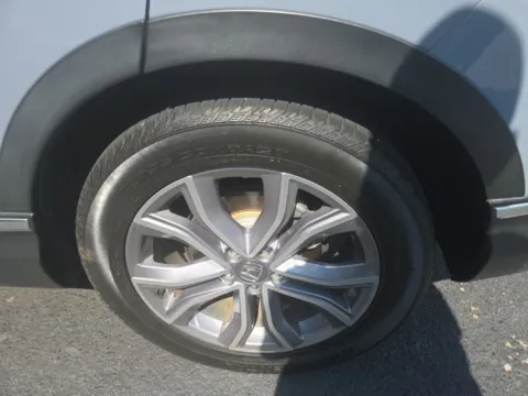 More photos of 2021 Honda CR-V Hybrid Touring at ALM Mazda Macon, GA