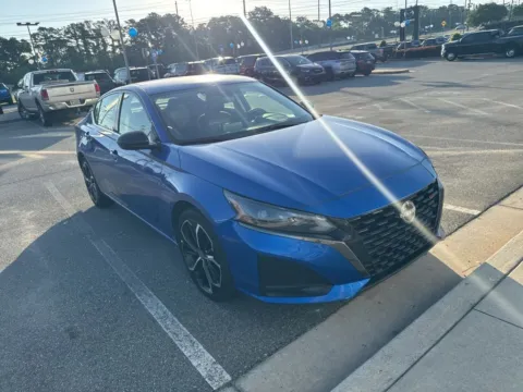 Another view of 2025 Nissan Altima 2.5 SR for sale in Macon, GA at ALM Mazda Macon