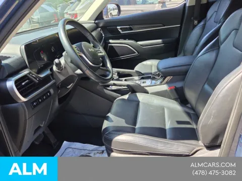 More photos of 2025 Kia Telluride S at ALM Mazda Macon, GA