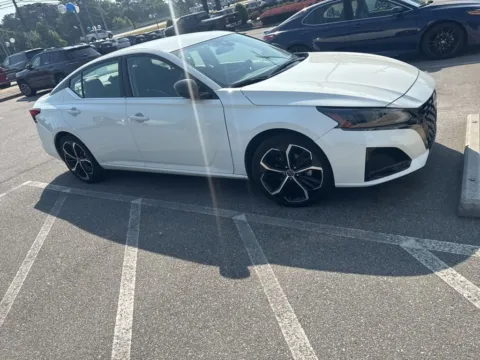 More photos of 2025 Nissan Altima 2.5 SR at ALM Mazda Macon, GA