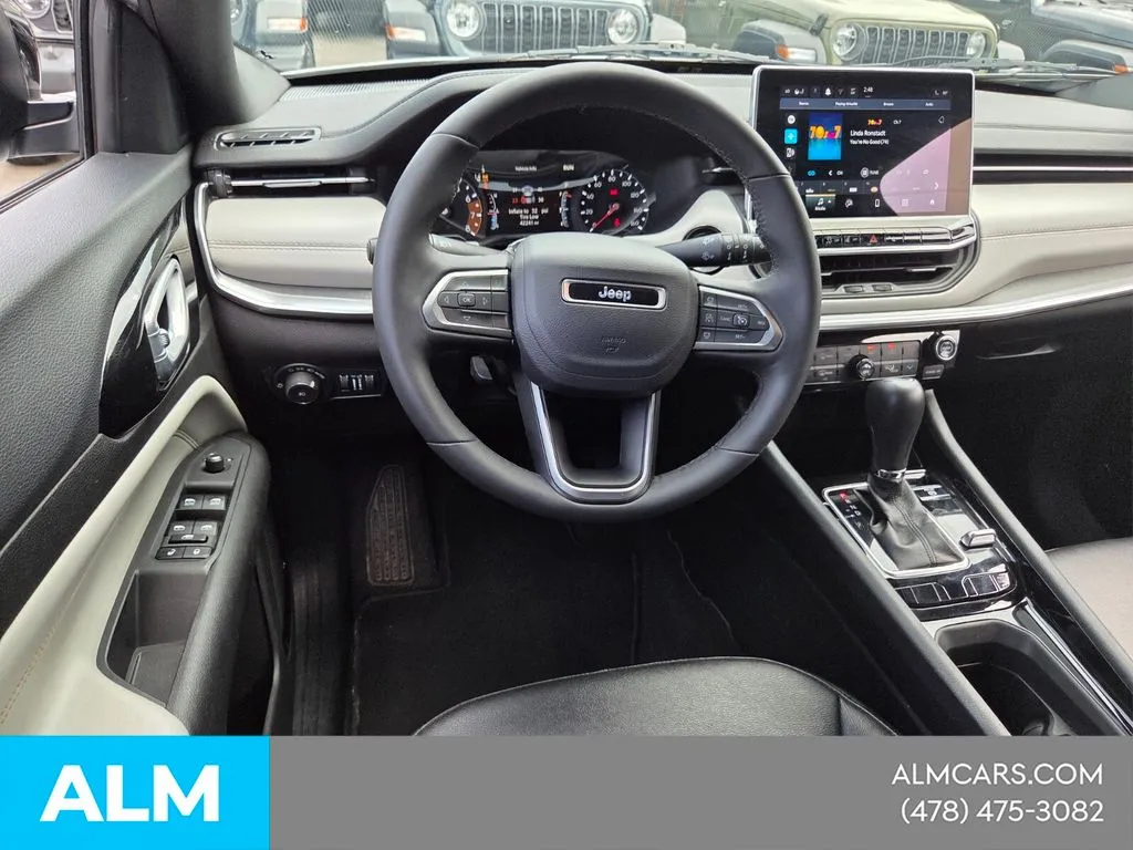 2025 Jeep Compass Limited - Photo 8
