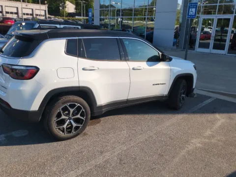 Another view of 2025 Jeep Compass Limited for sale in Macon, GA at ALM Mazda Macon