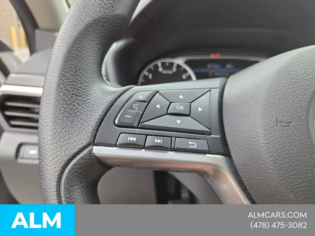 2025 Nissan Altima SV - Photo 19