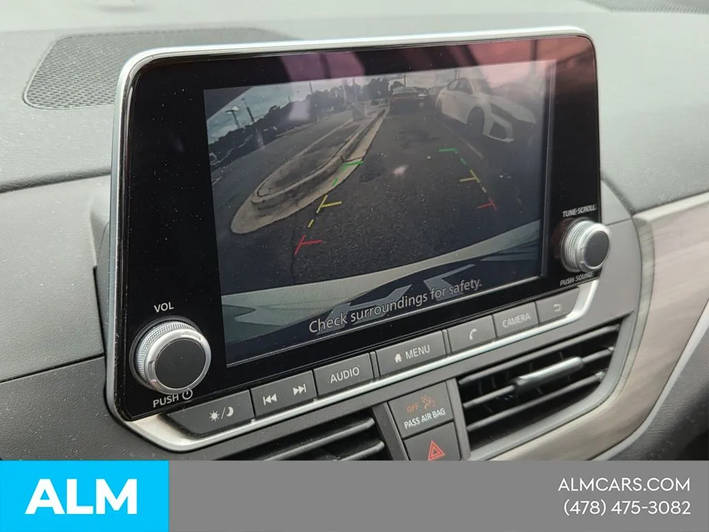 2025 Nissan Altima SV - Photo 18