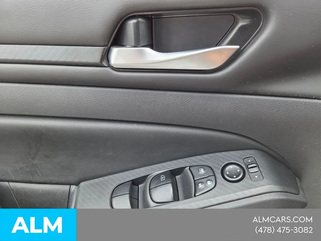 2025 Nissan Altima SV - Photo 22