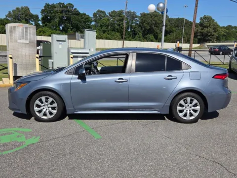 More photos of 2022 Toyota Corolla LE at ALM Mazda Macon, GA
