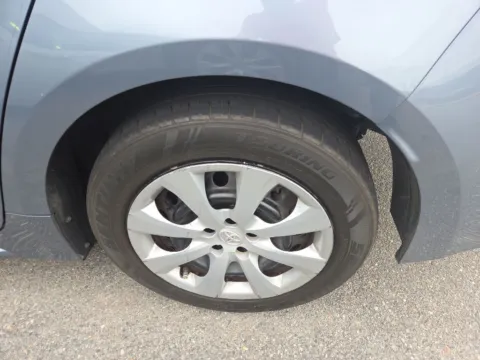 More photos of 2022 Toyota Corolla LE at ALM Mazda Macon, GA