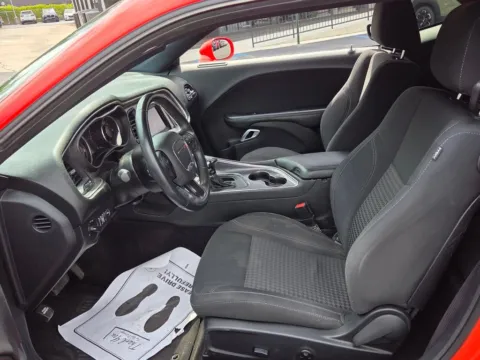 More photos of 2018 Dodge Challenger SXT at ALM Mazda Macon, GA