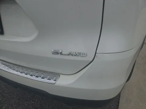 More photos of 2015 Nissan Rogue SL at ALM Mazda Macon, GA