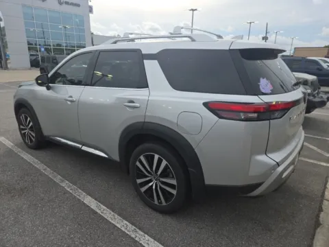 More photos of 2025 Nissan Pathfinder Platinum at ALM Mazda Macon, GA