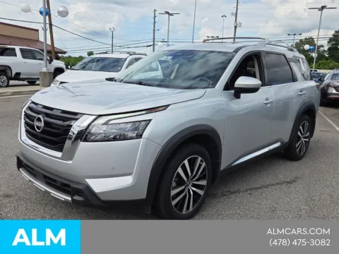 More photos of 2025 Nissan Pathfinder Platinum at ALM Mazda Macon, GA