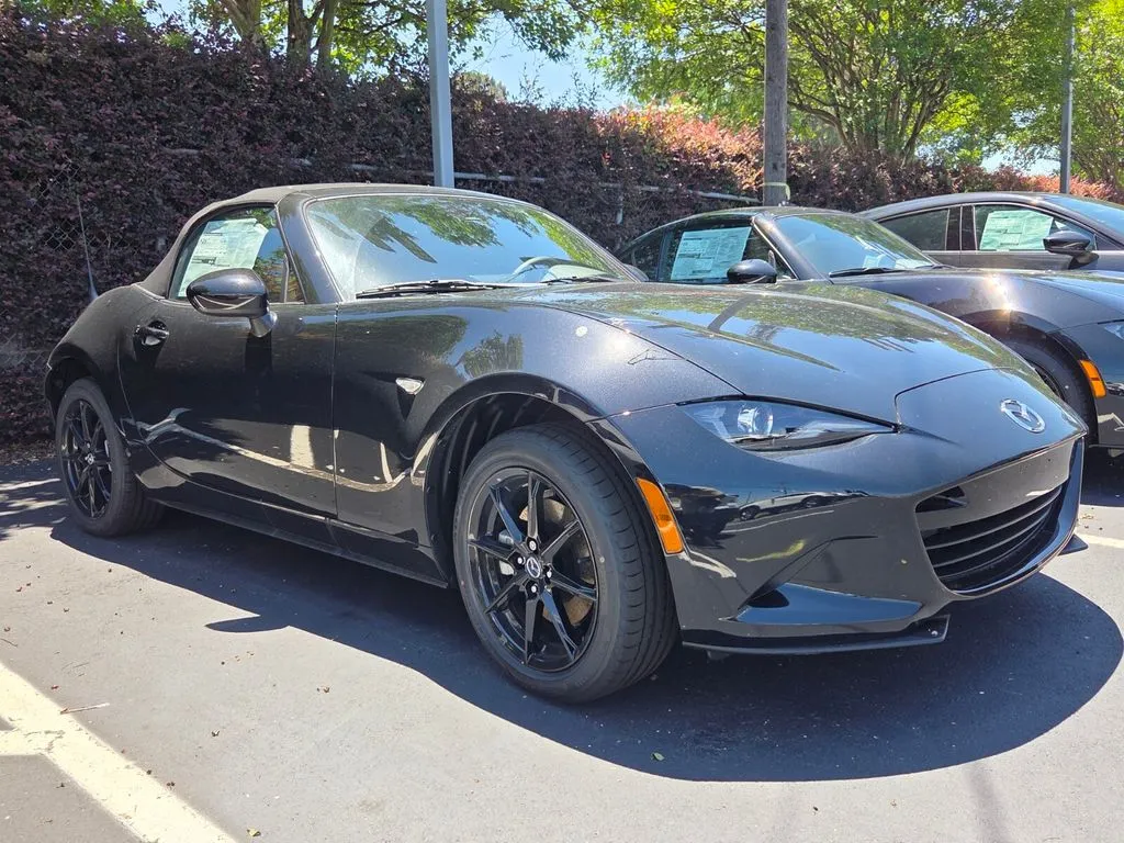 2026 Mazda MX-5 Miata Sport's photo