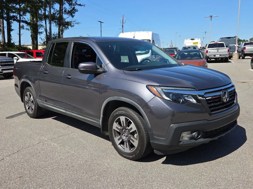 2017 Honda Ridgeline RTL's photo