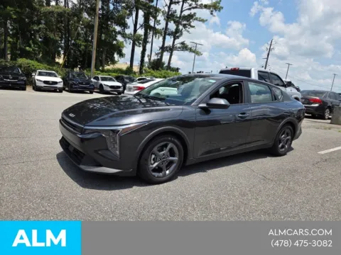 More photos of 2025 Kia K4 LXS at ALM Mazda Macon, GA