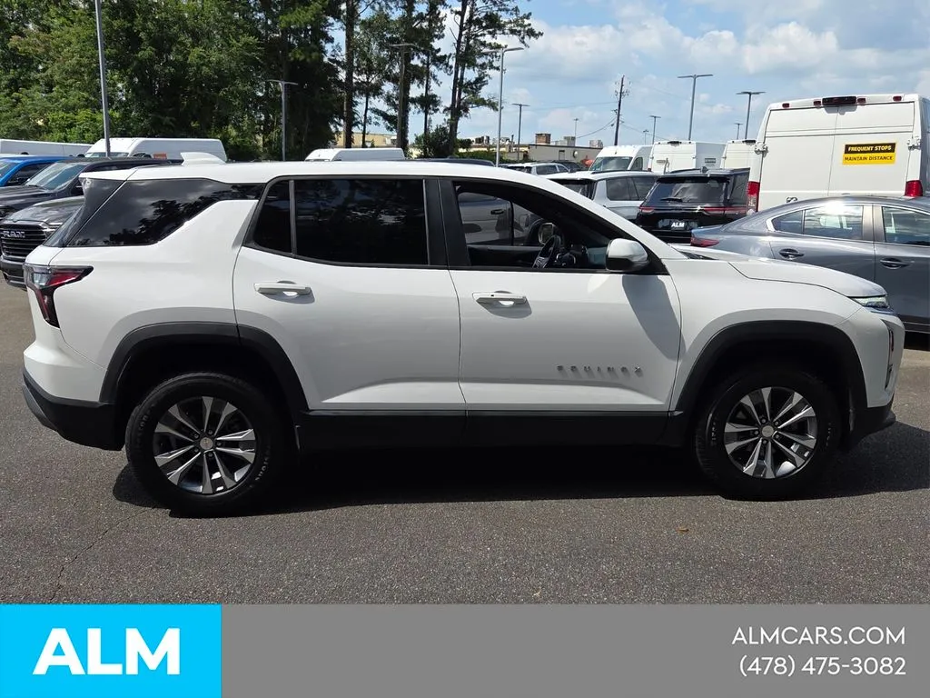 2025 Chevrolet Equinox LT - Photo 13
