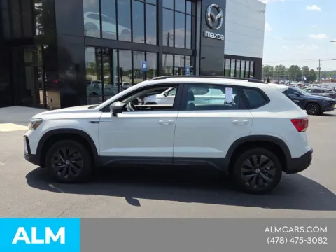 More photos of 2022 Volkswagen Taos 1.5T S at ALM Mazda Macon, GA
